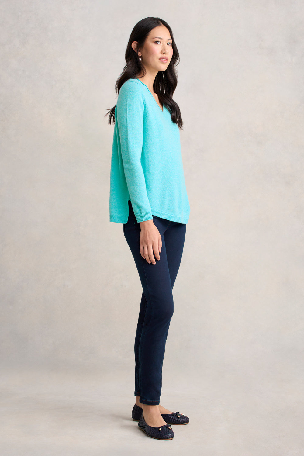 Merino V-Neck Jumper - Turquoise